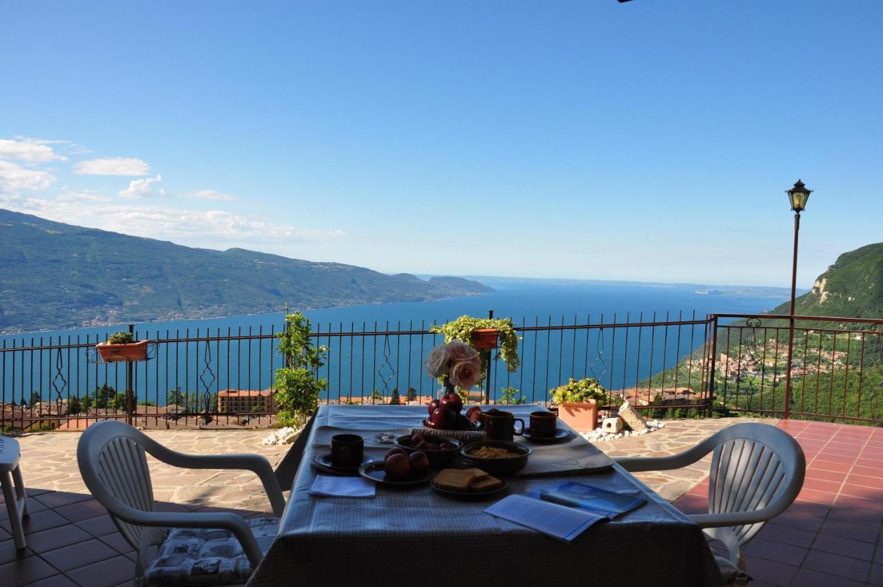ティニャーレStella Del Garda 2 Con Terrazzaアパートメント エクステリア 写真